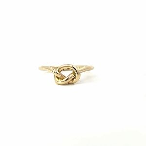 9ct Yellow Gold Pretzel Ring